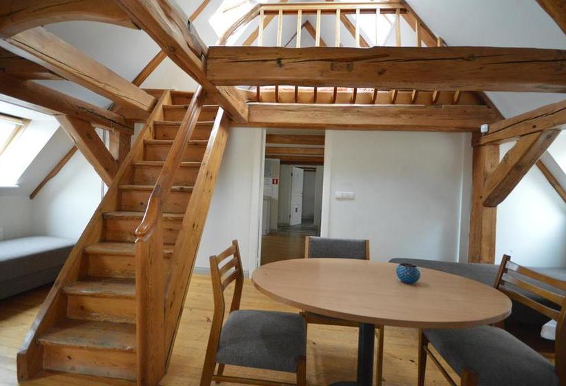 Doma Hostel