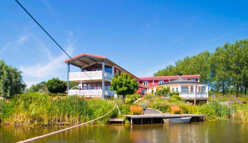 Hajé Hotel Restaurant De Lepelaar