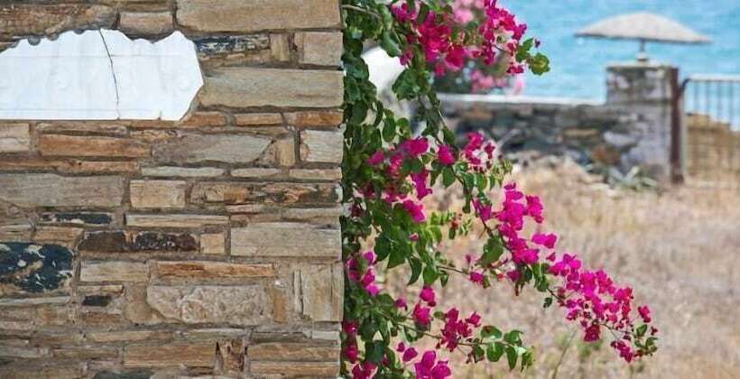هتل Byzantio Beach Suites & Wellness