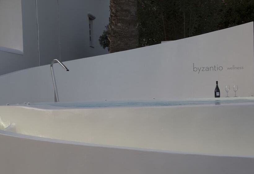 هتل Byzantio Beach Suites & Wellness
