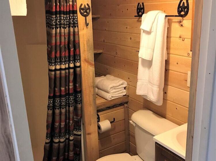 هتل Drift Lodge