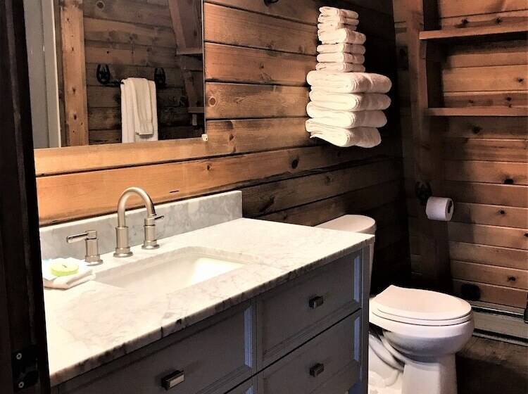 هتل Drift Lodge