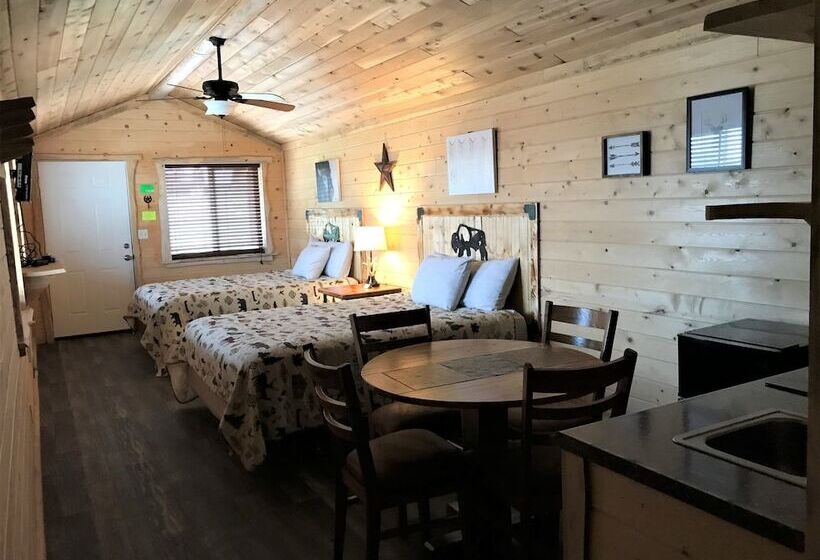 هتل Drift Lodge