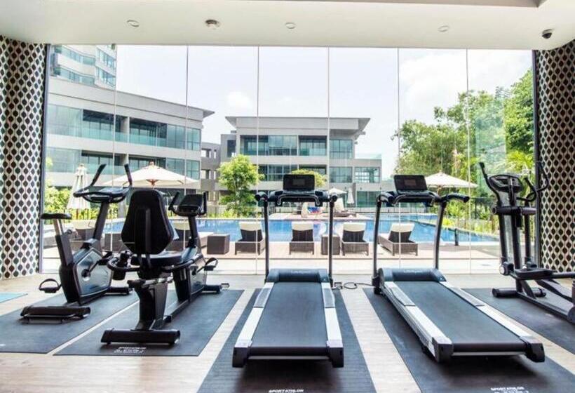 هتل Green Valley Executive Serviced Residence