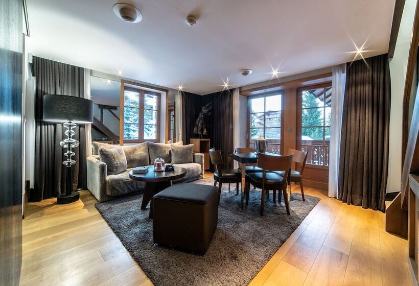 هتل Hôtel Le Strato