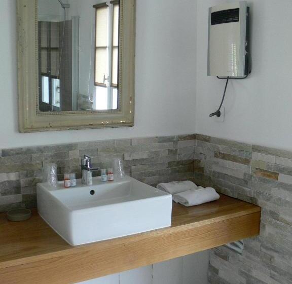 فندق L île ô Château