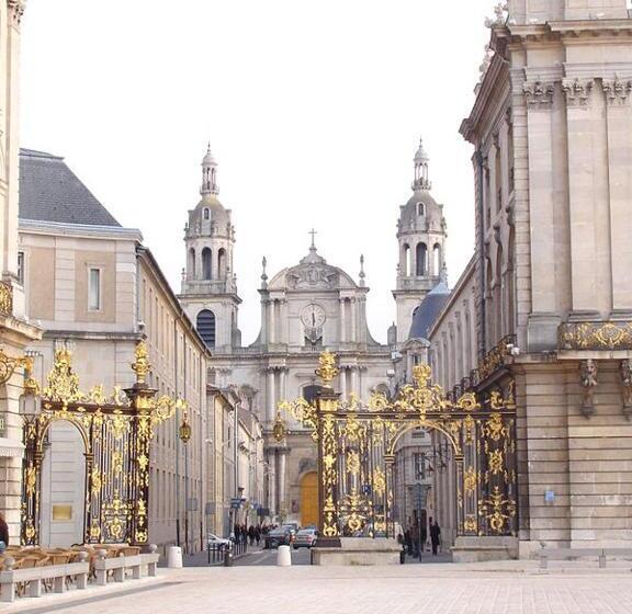 هتل Les Portes D'or