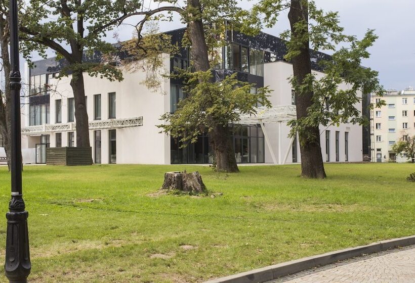 هتل Polanka Conference Center