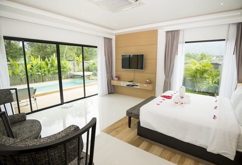 호텔 Pumeria Resort Phuket