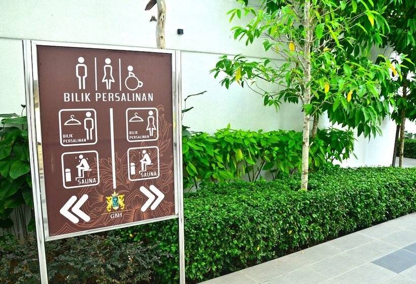 هتل Sri Beverly Hills Near Klia & Klia2 & F1