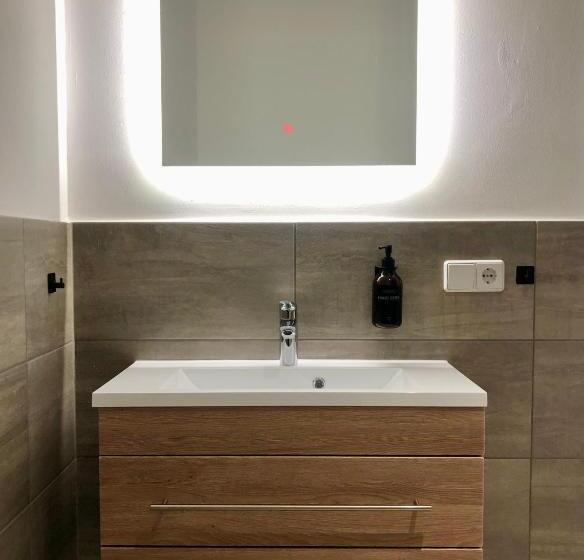 בית מלון כפרי Zur Linde Dein Self Check In