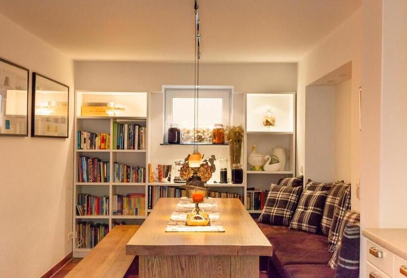 בית מלון כפרי Zur Linde Dein Self Check In