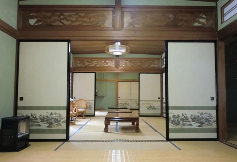 ریوکان Onsen Minshuku Sakaeya