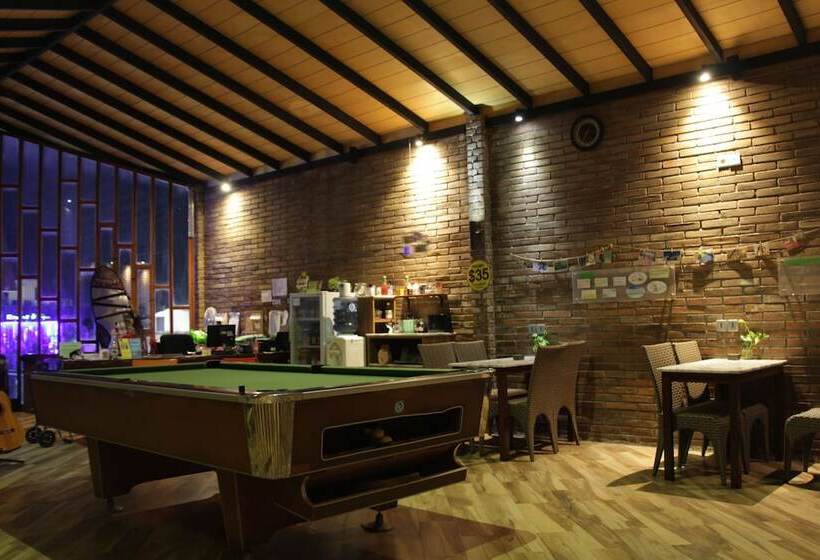 Bali Caps Hostel