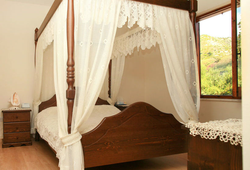 Areti Courtyard Villas