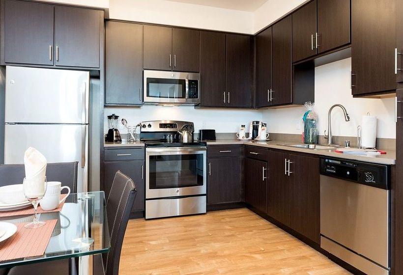 Global Luxury Suites At Epic Way