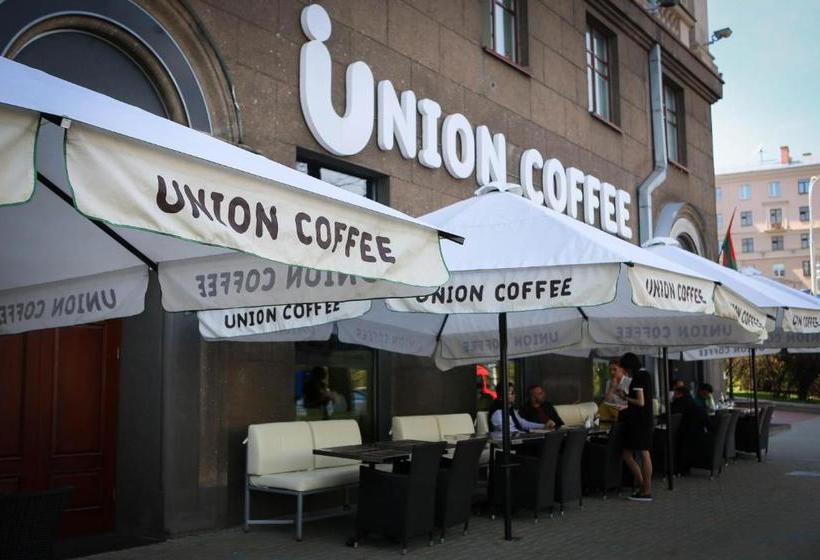 ホテル Apartments Minsk