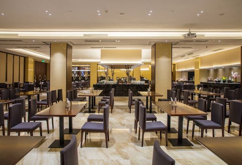 هتل Emeishan Grand