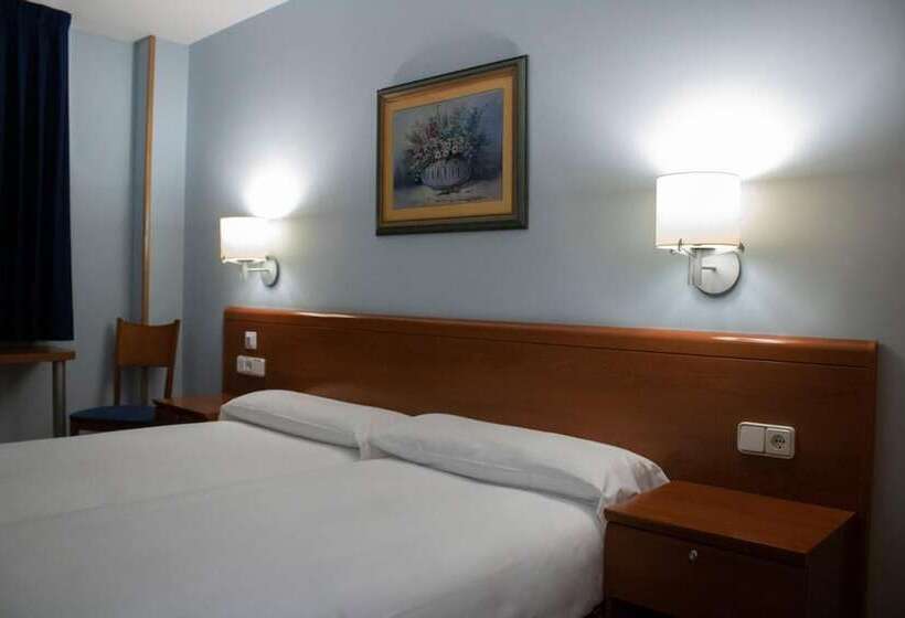 هتل Hostal Alda Rio Duero