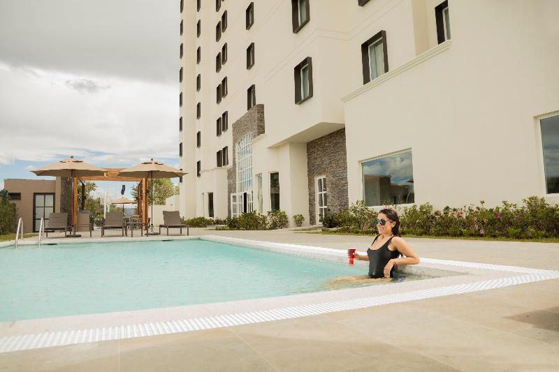 هتل Staybridge Suites Silao, An Ihg