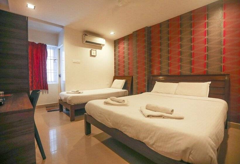 בית מלון כפרי Ulo Aravindar Residency