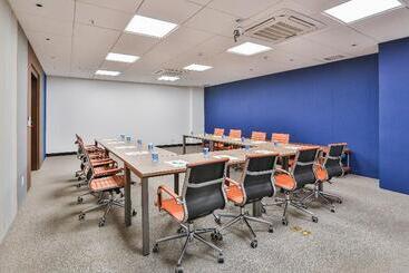 هتل Wyndham Garden Ribeirao Preto Convention
