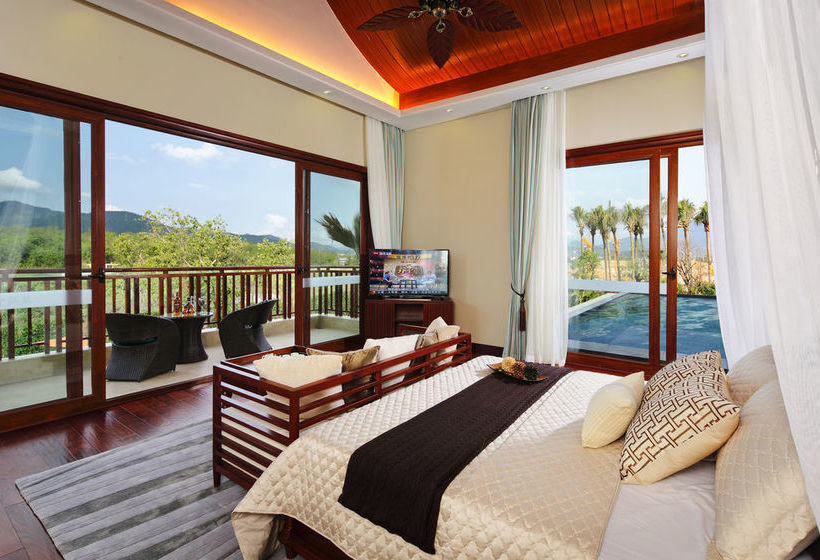 Sanya Ocean Sonic Banling Hotspring Resort