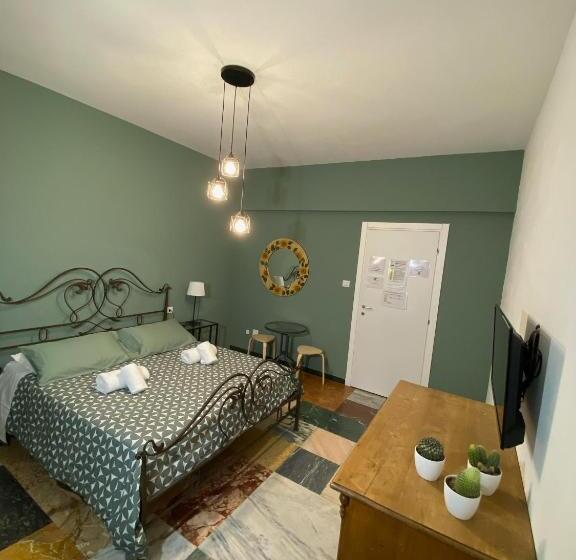تختخواب و صبحانه Delle Rose Rooms