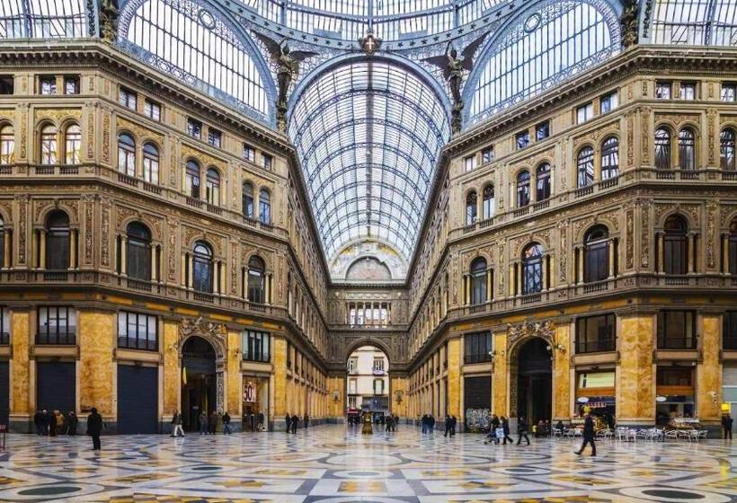 تختخواب و صبحانه Napoli Experience