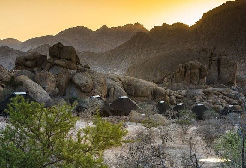 هتل Ai Aiba  The Rock Painting Lodge