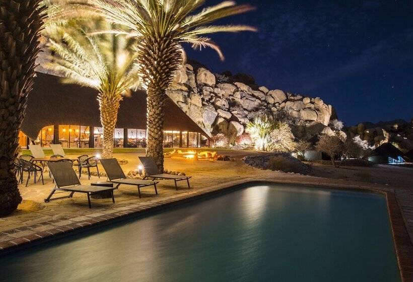 هتل Ai Aiba  The Rock Painting Lodge