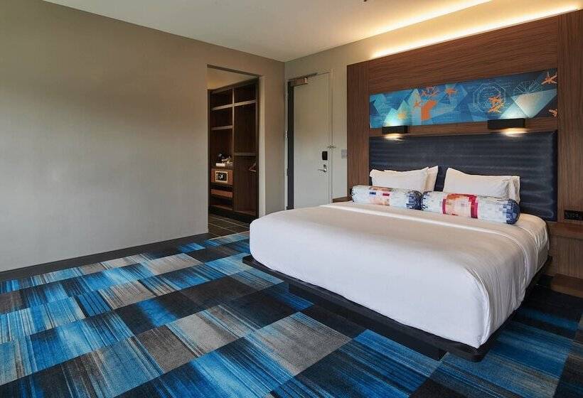 هتل Aloft Cleveland Airport