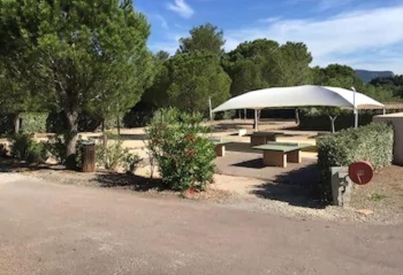 هتل 3 Bedroom Chalets Camping Leï Suves Joycasa