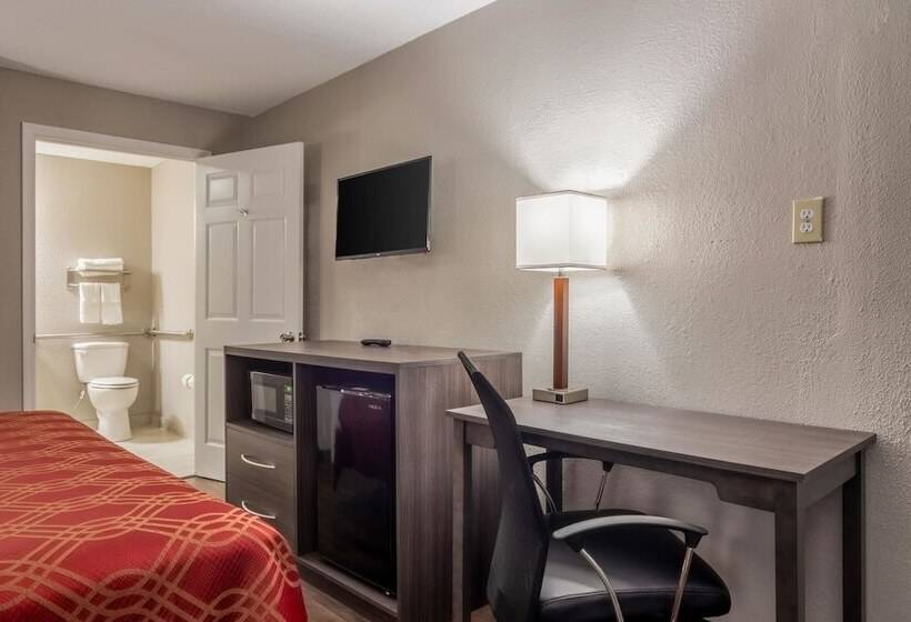 هتل Econo Lodge East Ridge