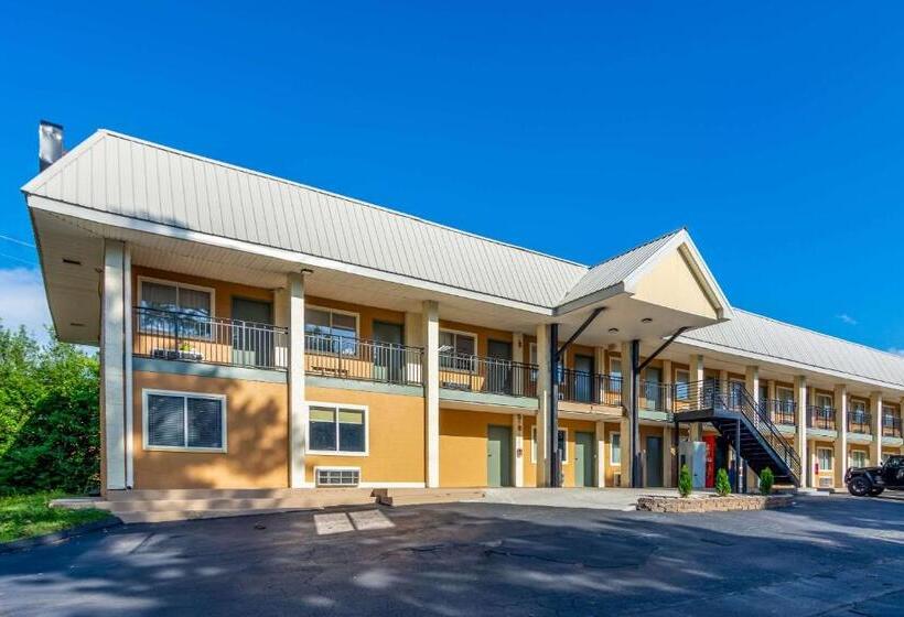 هتل Econo Lodge East Ridge