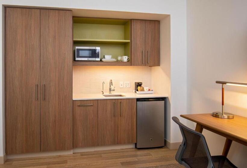 هتل Element Moline