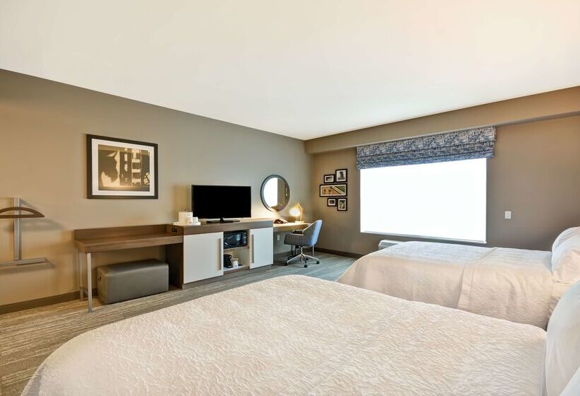 בית מלון כפרי Hampton Inn Livonia Detroit