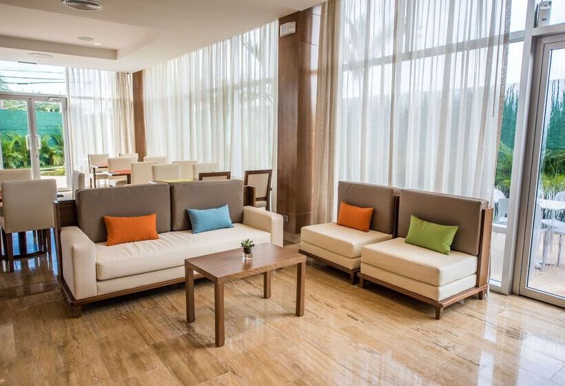 Fotos del hotel Hampton By Hilton Santo Domingo Airport:  77