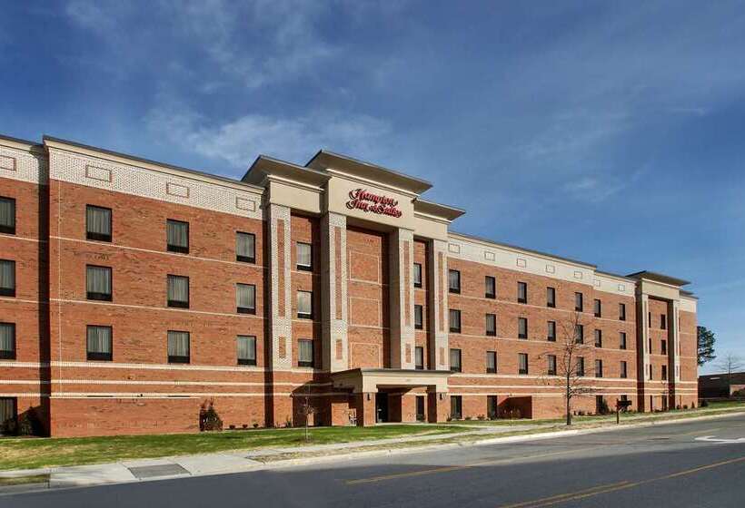 호텔 Hampton Inn & Suites Knightdale Raleigh