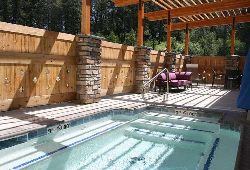 هتل Hampton Inn & Suites Leavenworth