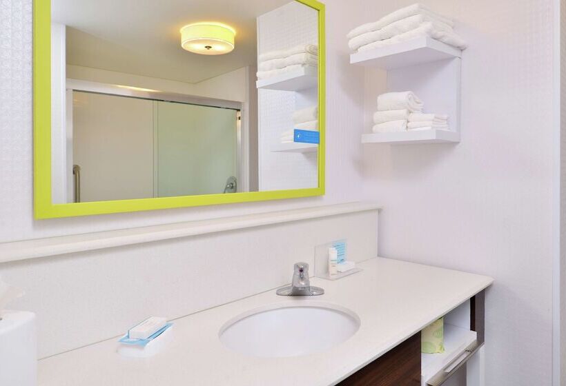 Отель Hampton Inn & Suites St. Paul Oakdale/woodbury