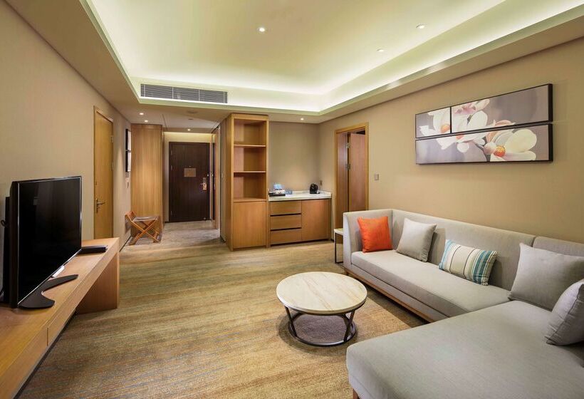 Отель Hilton Garden Inn Shiyan