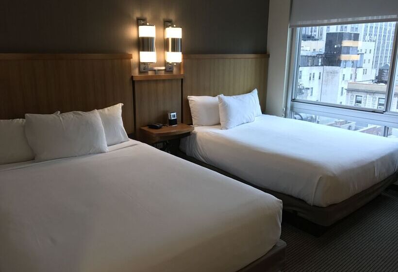 هتل Hyatt Place Long Island/new York City