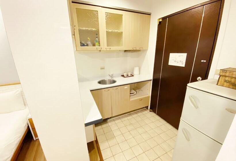 هتل Jimmy S Apartments