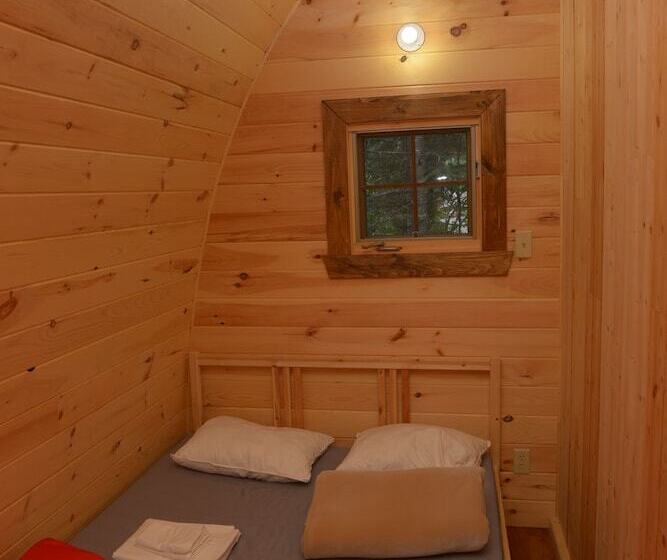 هتل Les Prets A Camper Du Camping Tadoussac