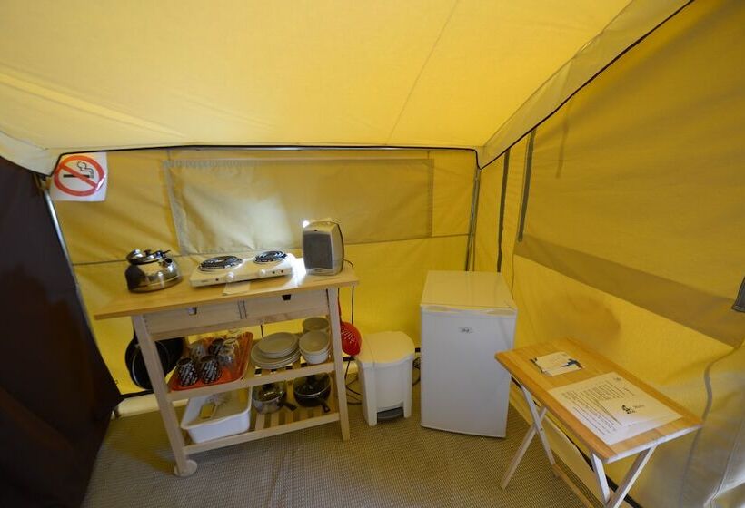 هتل Les Prets A Camper Du Camping Tadoussac