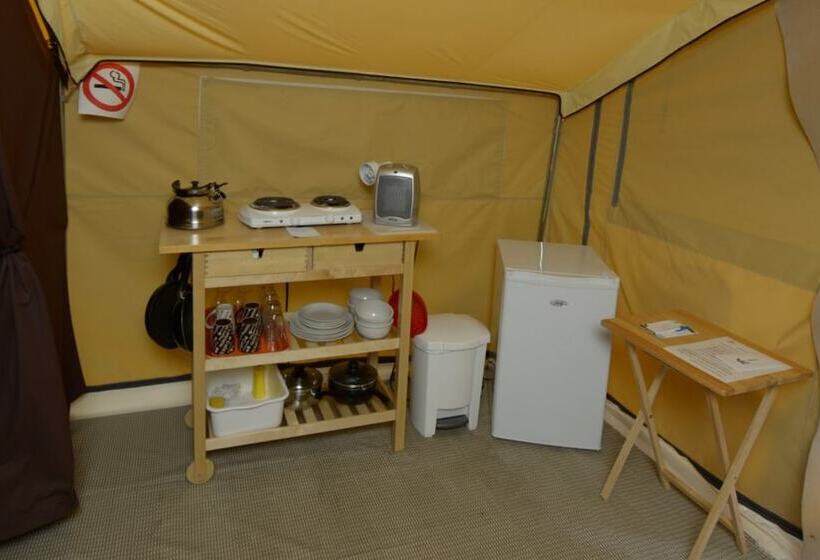 هتل Les Prets A Camper Du Camping Tadoussac