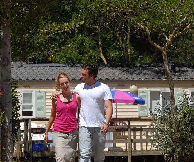 ホテル Mobilhome 8pers Les Sables Du Midi