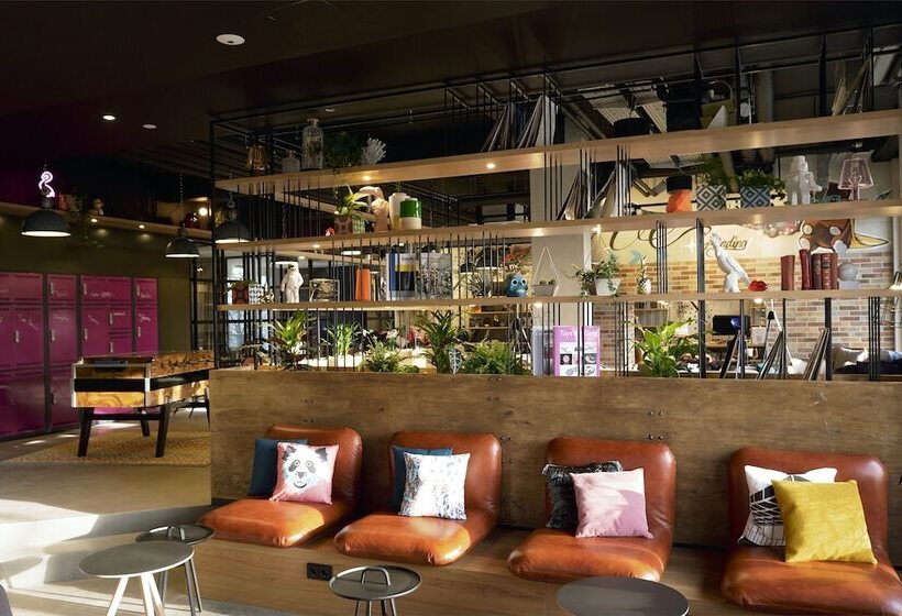 ホテル Moxy Berlin Humboldthain Park