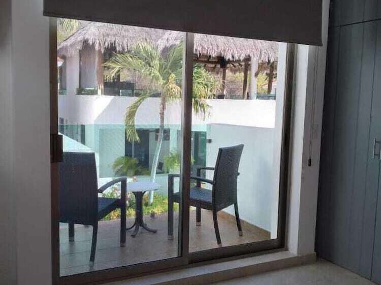 هتل Villas Maria Isabel